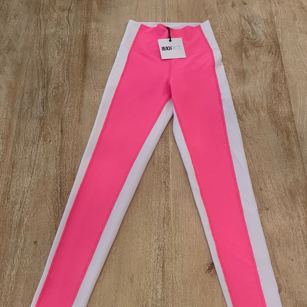 Beach Riot color block Neon Pink leggings, new with tags